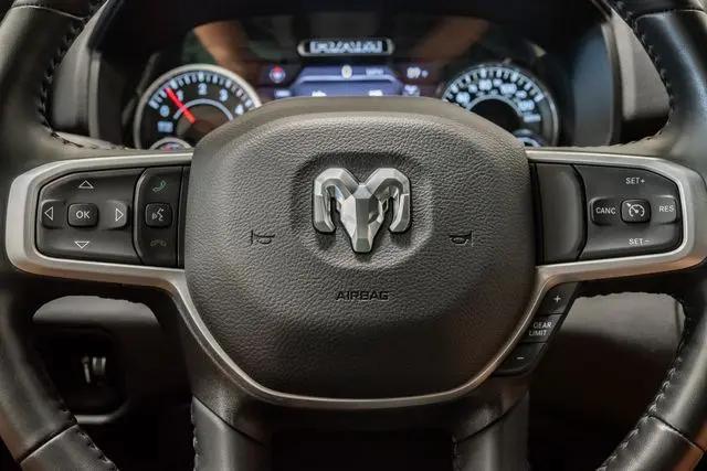 2023 Ram 1500 Big Horn Crew Cab 4x4 57 Box