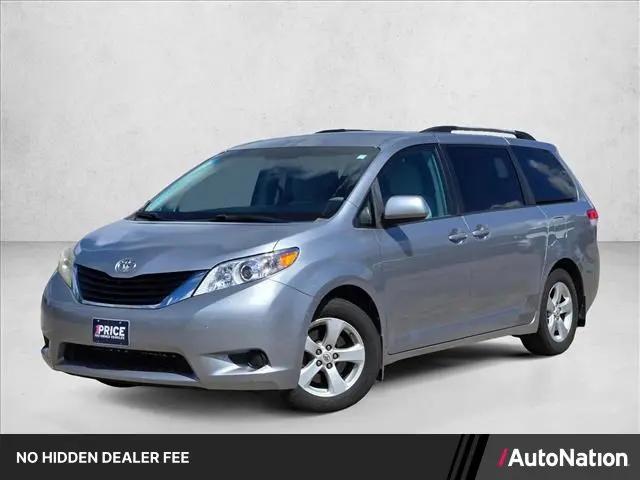 2011 Toyota Sienna LE V6 for sale in Houston, TX
