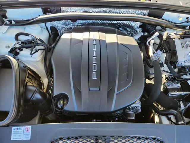 2021 Porsche Macan Macan