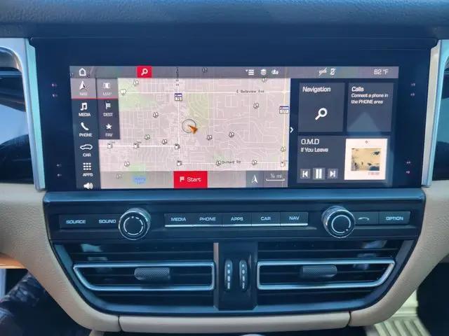 2021 Porsche Macan Macan