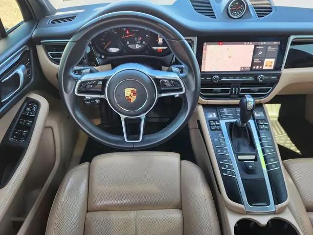 2021 Porsche Macan Macan
