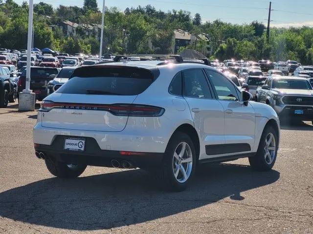 2021 Porsche Macan Macan