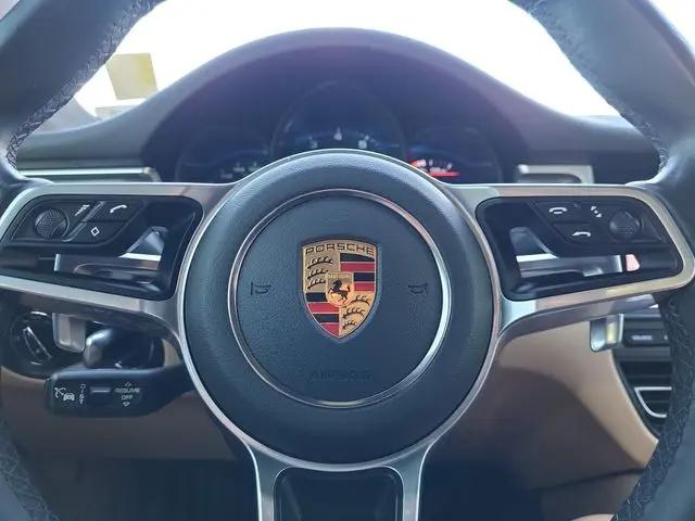 2021 Porsche Macan Macan