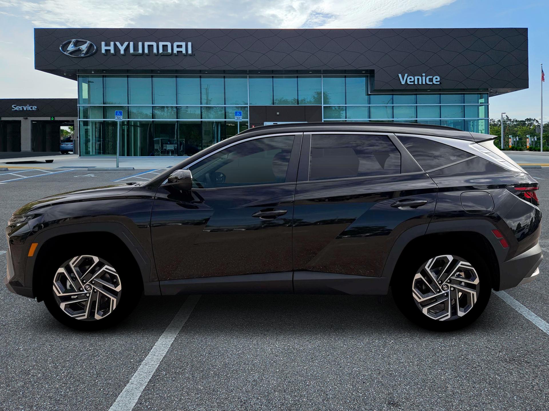 2026 Hyundai TUCSON SEL Plus FWD - Image 3
