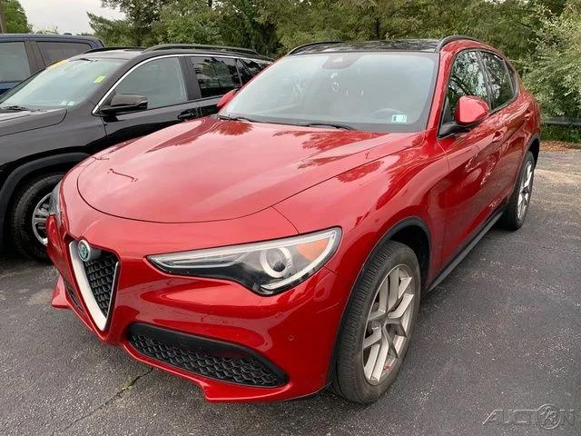 2018 Alfa Romeo Stelvio Ti Sport AWD 2018 Alfa Romeo Stelvio Ti Sport AWD