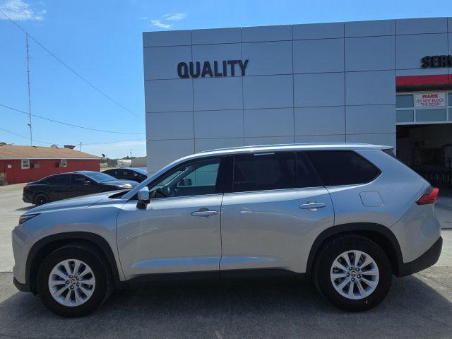2024 Toyota Grand Highlander XLE for sale in Independence, KS