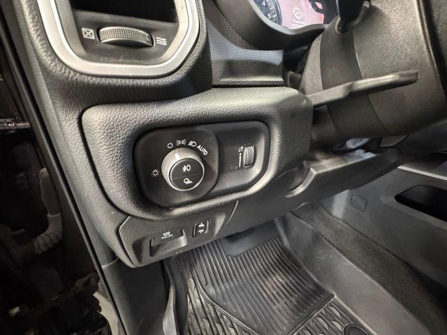 2021 Ram 1500 Big Horn Crew Cab 4x4 5'7" Box