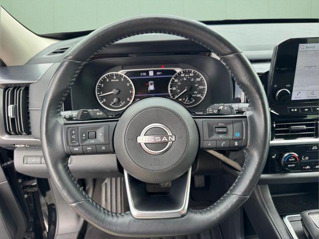 2023 Nissan Pathfinder SL 4WD