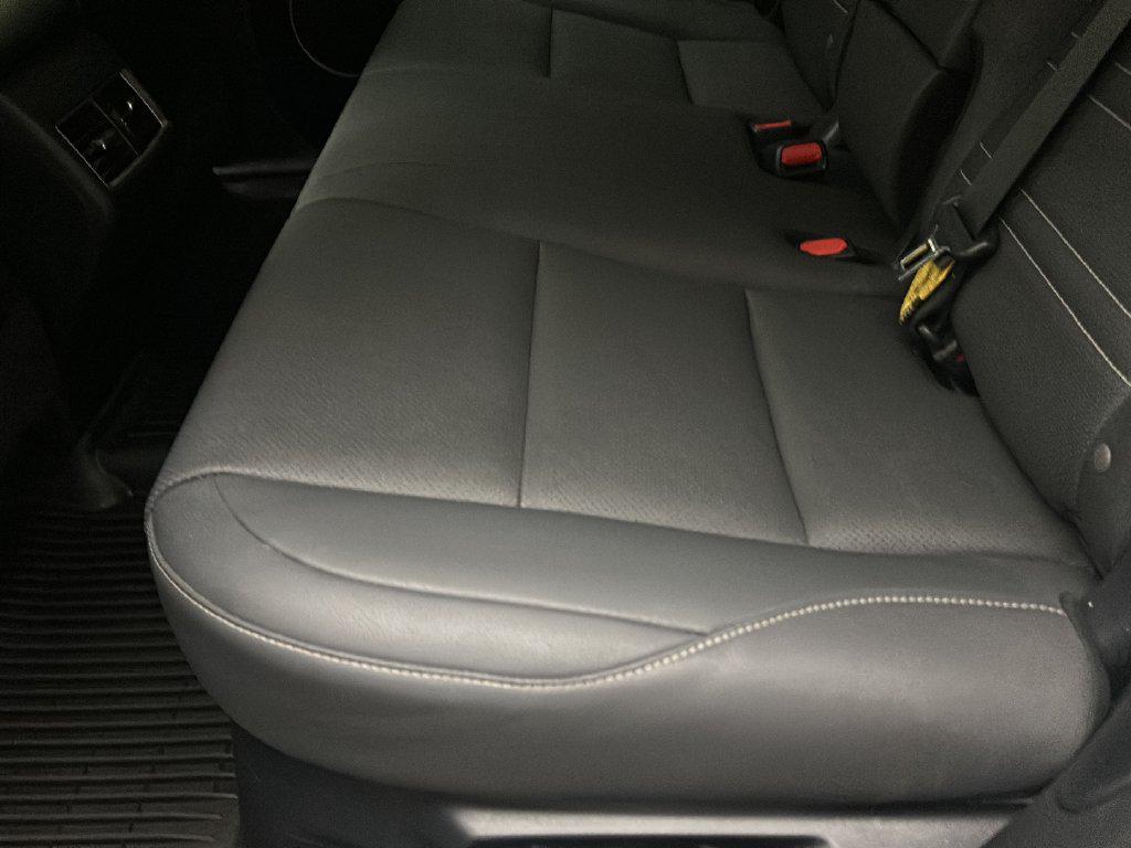 2020 Lexus NX Hybrid 300h - Photo 16