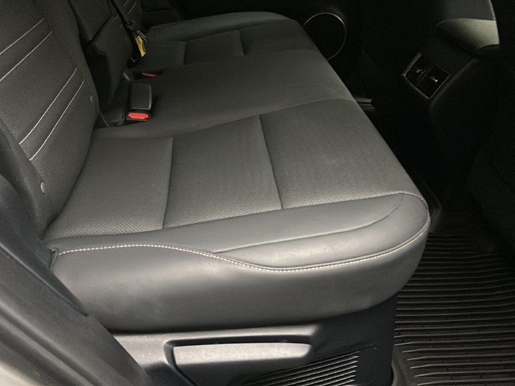 2020 Lexus NX Hybrid 300h - Photo 17