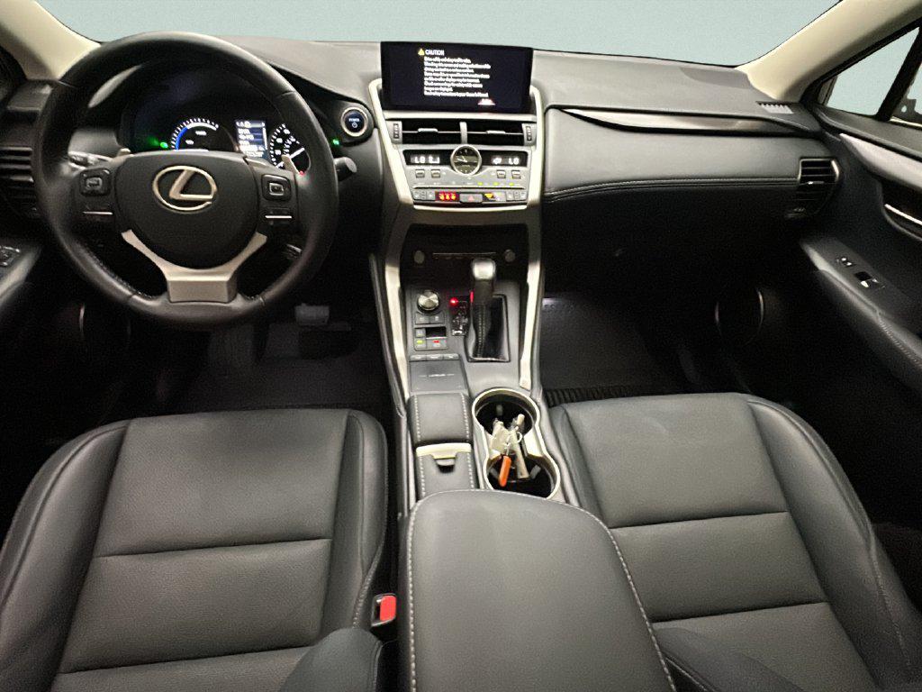 2020 Lexus NX Hybrid 300h - Photo 22