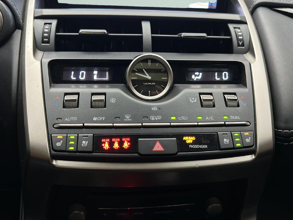 2020 Lexus NX Hybrid 300h - Photo 29