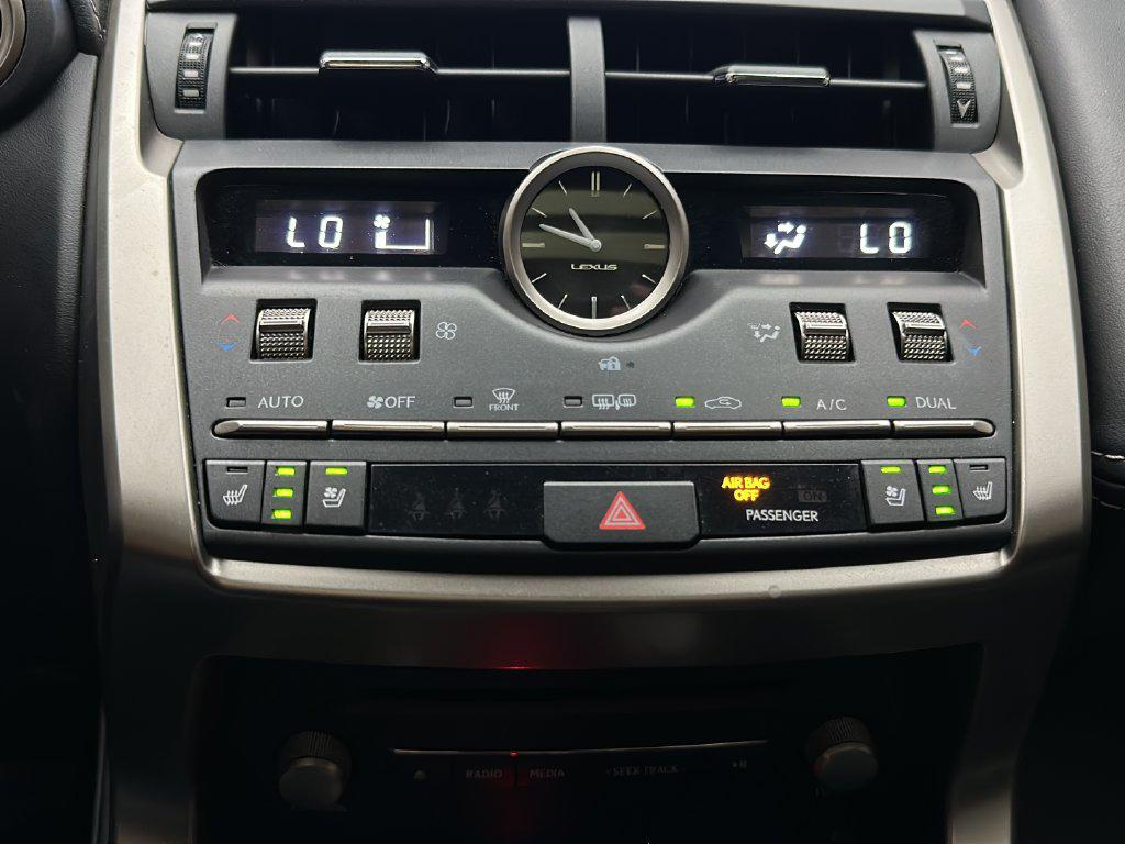 2020 Lexus NX Hybrid 300h - Photo 30