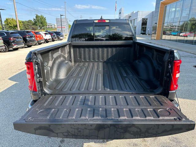 2026 Ram 1500 Big Horn Crew Cab 4x4 64 Box