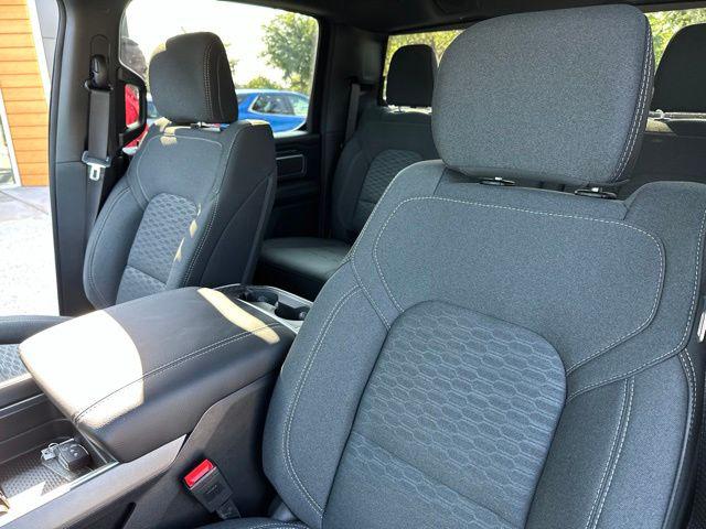 2026 Ram 1500 Big Horn Crew Cab 4x4 64 Box