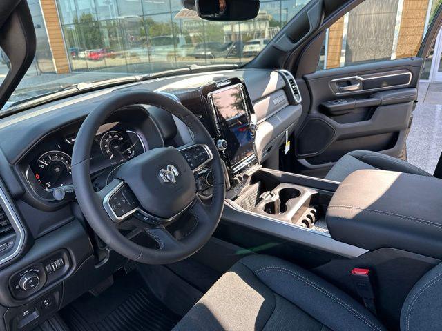 2026 Ram 1500 Big Horn Crew Cab 4x4 64 Box