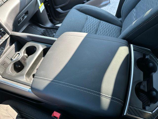 2026 Ram 1500 Big Horn Crew Cab 4x4 64 Box