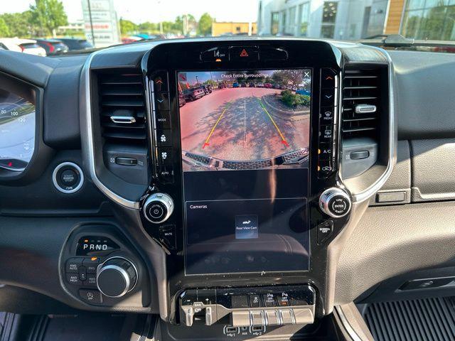 2026 Ram 1500 Big Horn Crew Cab 4x4 64 Box