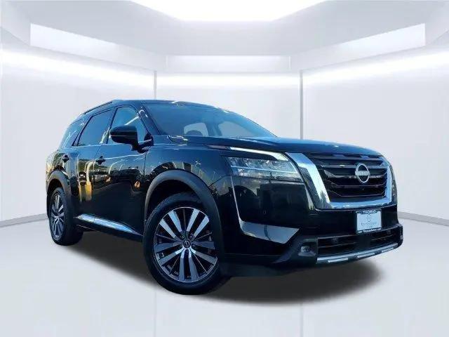 2022 Nissan Pathfinder Platinum 4WD for sale in Joliet, IL