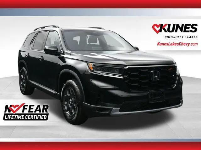 2025 Honda Pilot TrailSport for sale in Lake Bluff, IL