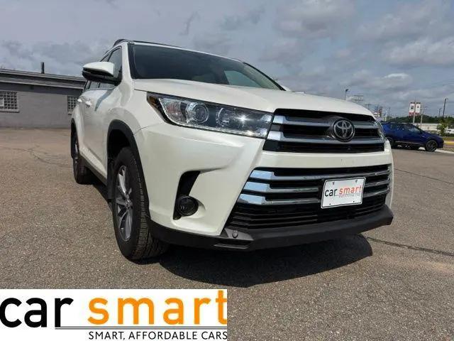 2019 Toyota Highlander XLE for sale in Weston, WI