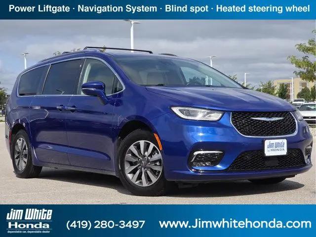 2021 Chrysler Pacifica Hybrid Touring L for sale in Maumee, OH