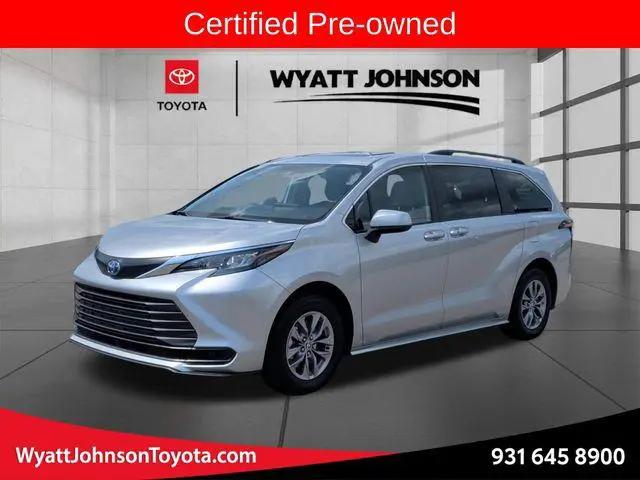 2025 Toyota Sienna LE for sale in Clarksville, TN