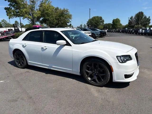 2021 Chrysler 300 Touring L for sale in Summerville, SC