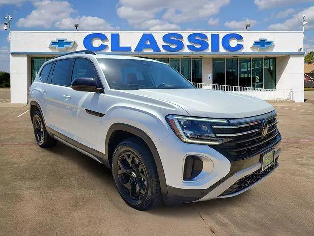 2024 Volkswagen Atlas 2.0T Peak Edition SEL for sale in Houston, TX