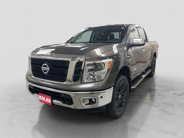 2017 Nissan Titan SL for sale in Hermantown, MN