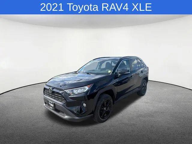2021 Toyota RAV4 XLE for sale in Yorkville, NY