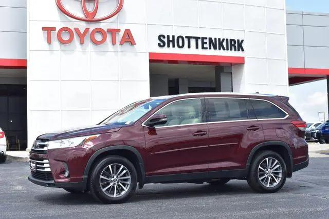 2019 Toyota Highlander XLE for sale in Quincy, IL