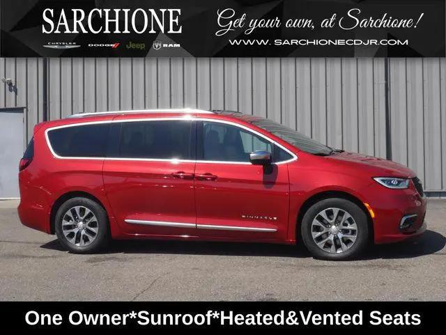 2025 Chrysler Pacifica Hybrid Pinnacle for sale near Dalton, OH