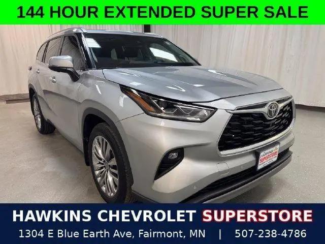 2024 Toyota Highlander Platinum for sale in Fairmont, MN