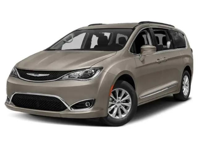 2018 Chrysler Pacifica Touring L Plus for sale in Inver Grove Heights, MN