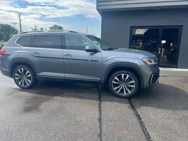2022 Volkswagen Atlas 3.6L V6 SEL Premium R-Line for sale in Whitehall, OH