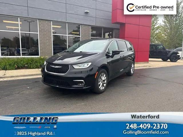 2023 Chrysler Pacifica Touring L AWD for sale in Bloomfield Hills, MI