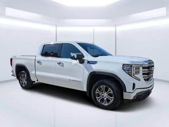 2025 GMC Sierra 1500 4WD Crew Cab Short Box SLT for sale in Estero, FL