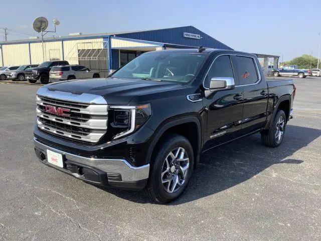 2026 GMC Sierra 1500 Crew Cab, Short Bed, SLE, 4WD for sale in Pleasanton, TX
