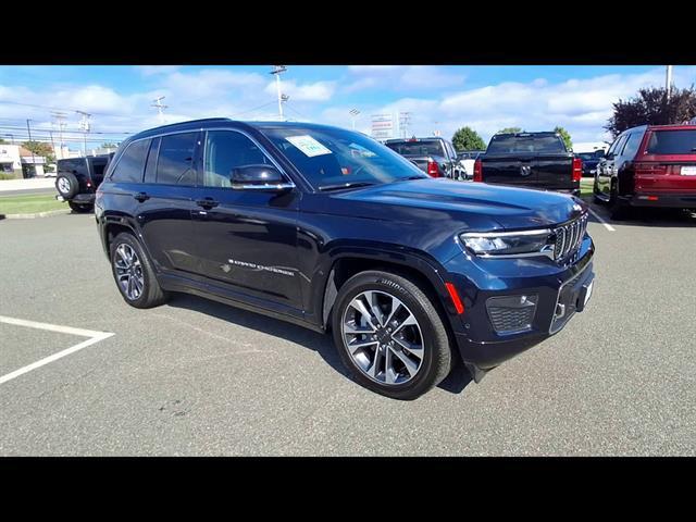 Used 2024 Jeep Grand Cherokee Overland 4x4 For Sale in East Hanover, NJ