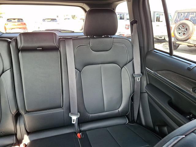 Used 2024 Jeep Grand Cherokee Overland 4x4 For Sale in East Hanover, NJ