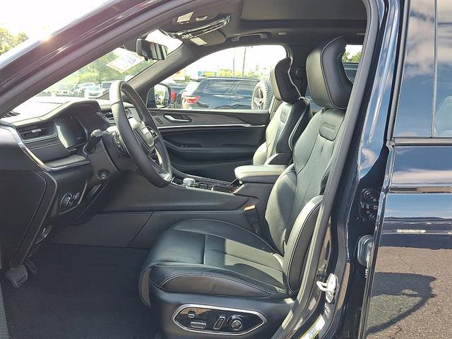 Used 2024 Jeep Grand Cherokee Overland 4x4 For Sale in East Hanover, NJ