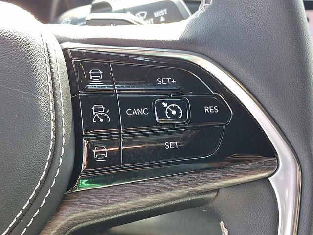 Used 2024 Jeep Grand Cherokee Overland 4x4 For Sale in East Hanover, NJ