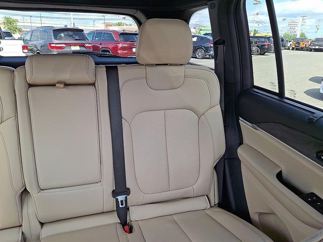 2025 Jeep Grand Cherokee Limited - Photo 14