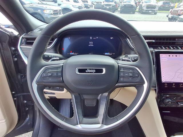 Used 2025 Jeep Grand Cherokee L Limited 4x4 For Sale in East Hanover, NJ