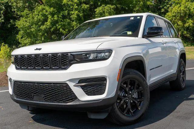 2025 Jeep Grand Cherokee Altitude X 4x4 for sale in Syracuse, NY