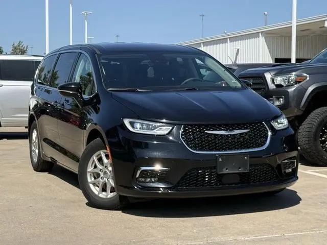 2024 Chrysler Pacifica Touring L for sale in Dallas, TX