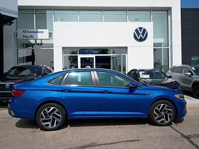 2023 Volkswagen Jetta 1.5T SEL for sale in Glendale, WI