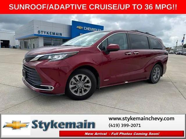 2021 Toyota Sienna XLE for sale in Paulding, OH