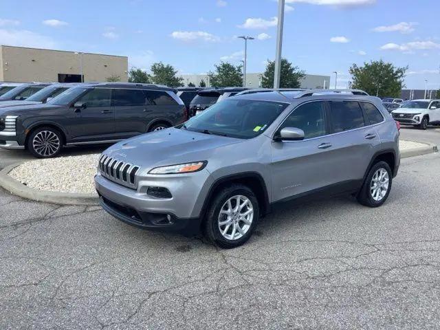 2017 Jeep Cherokee Latitude for sale in Avon, IN